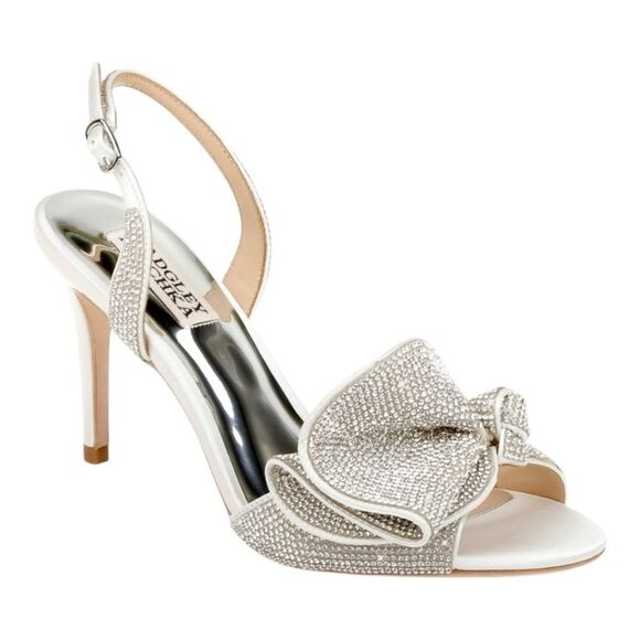 Badgley Mischka Rennie Rhinestone Soft White Stiletto Heel Bridal Sandal Size 8 - Picture 1 of 11